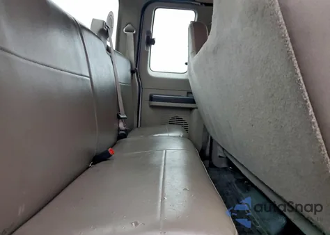 2008 Ford F250 Super Duty z USA, uszkodzony, nr VIN 1FTSX21R28EC10188